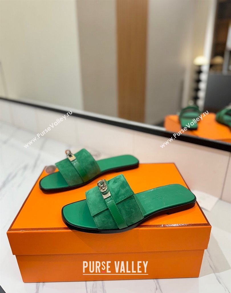 Hermes Giulia Flat Slides Sandal in Suede with Kelly Buckle Strap Green 2025 0421 (MD-250421050)