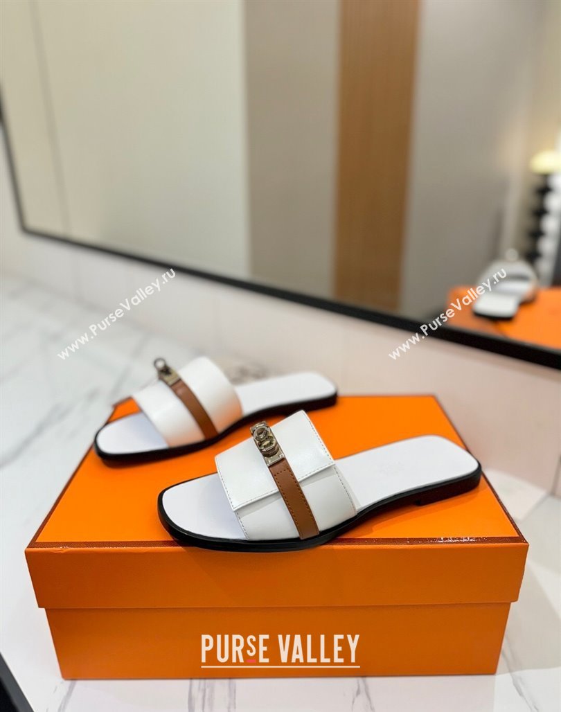 Hermes Giulia Flat Slides Sandal in Calfskin Leather with Kelly Buckle Strap White 2025 0421 (MD-250421052)