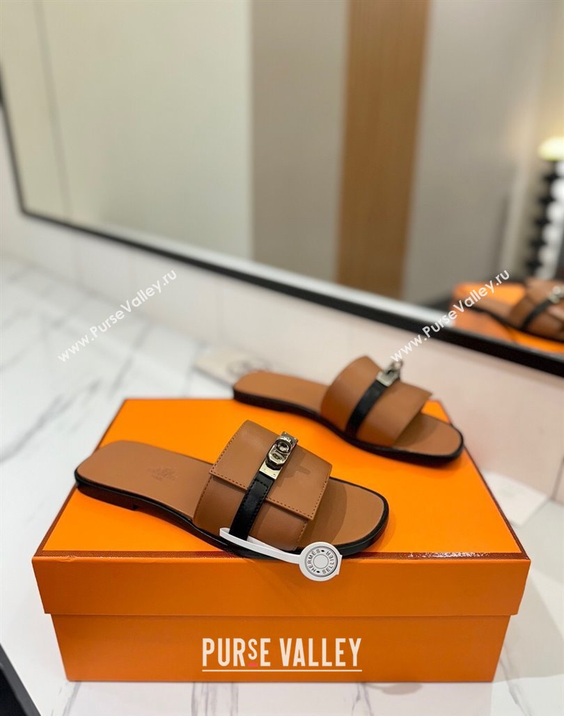 Hermes Giulia Flat Slides Sandal in Calfskin Leather with Kelly Buckle Strap Brown 2025 0421 (MD-250421053)