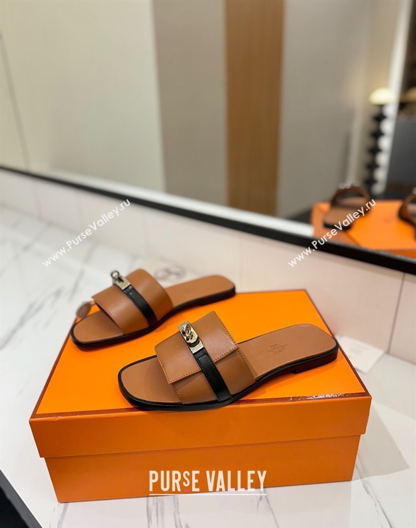 Hermes Giulia Flat Slides Sandal in Calfskin Leather with Kelly Buckle Strap Brown 2025 0421 (MD-250421053)