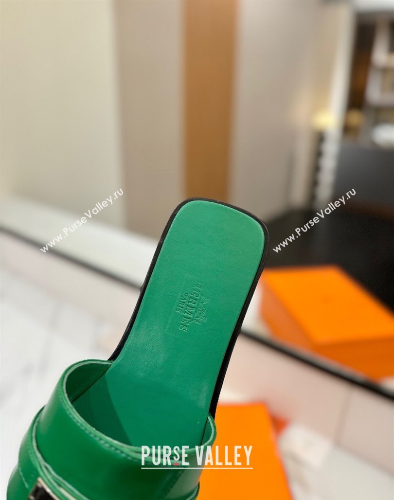 Hermes Giulia Flat Slides Sandal in Smooth Calfskin with Kelly Buckle Strap Green 2025 0421 (MD-250421054)