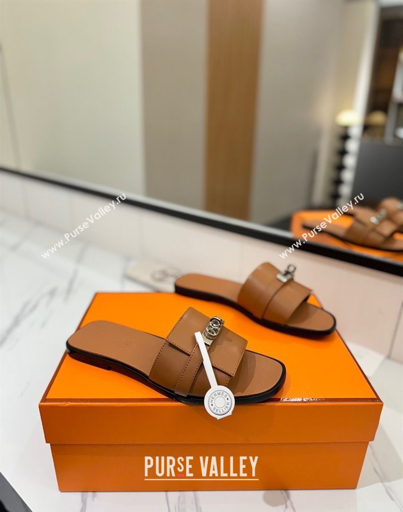 Hermes Giulia Flat Slides Sandal in Smooth Calfskin with Kelly Buckle Strap Brown 2025 0421 (MD-250421057)