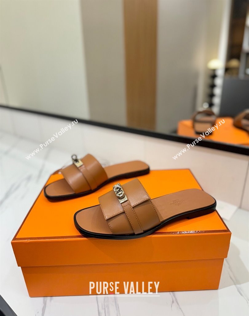 Hermes Giulia Flat Slides Sandal in Smooth Calfskin with Kelly Buckle Strap Brown 2025 0421 (MD-250421057)