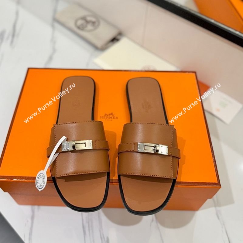 Hermes Giulia Flat Slides Sandal in Smooth Calfskin with Kelly Buckle Strap Brown 2025 0421 (MD-250421057)