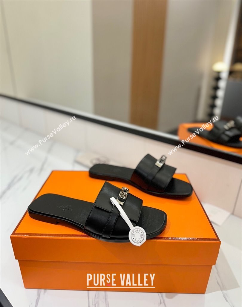 Hermes Giulia Flat Slides Sandal in Smooth Calfskin with Kelly Buckle Strap Black 2025 0421 (MD-250421059)