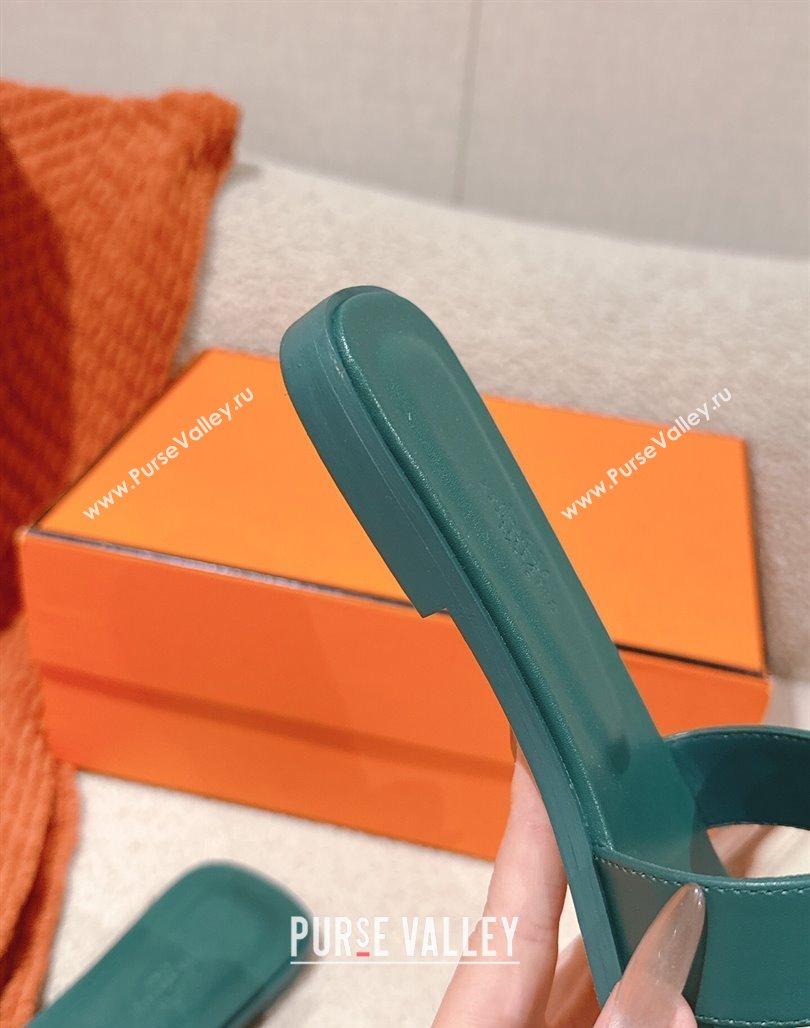 Hermes Oran Classic Flat Slides Sandal in Smooth Calfskin Dark Green 2025 0421 (MD-250421064)
