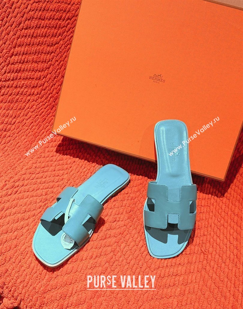 Hermes Oran Classic Flat Slides Sandal in Smooth Calfskin Light Blue 2025 0421 (MD-250421065)