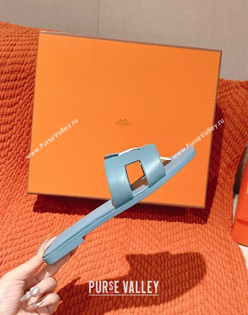 Hermes Oran Classic Flat Slides Sandal in Smooth Calfskin Light Blue 2025 0421 (MD-250421065)