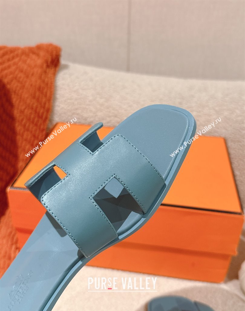 Hermes Oran Classic Flat Slides Sandal in Smooth Calfskin Light Blue 2025 0421 (MD-250421065)