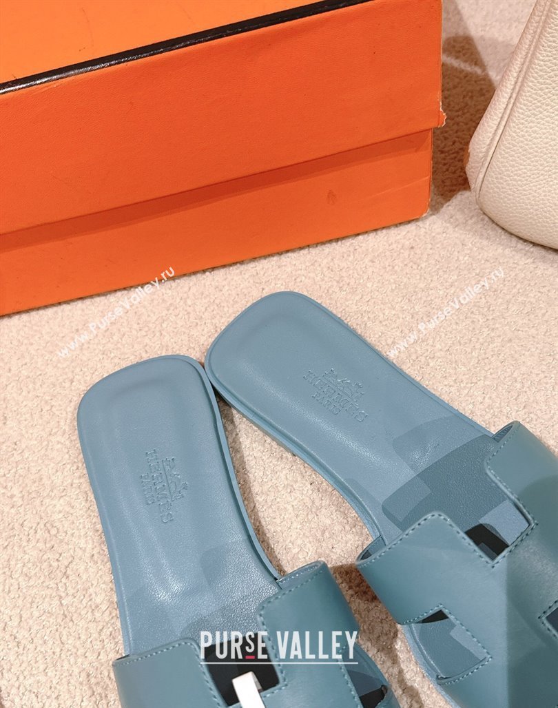 Hermes Oran Classic Flat Slides Sandal in Smooth Calfskin Light Blue 2025 0421 (MD-250421065)