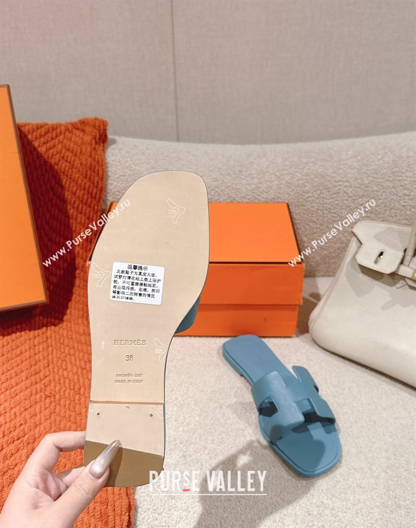 Hermes Oran Classic Flat Slides Sandal in Smooth Calfskin Light Blue 2025 0421 (MD-250421065)