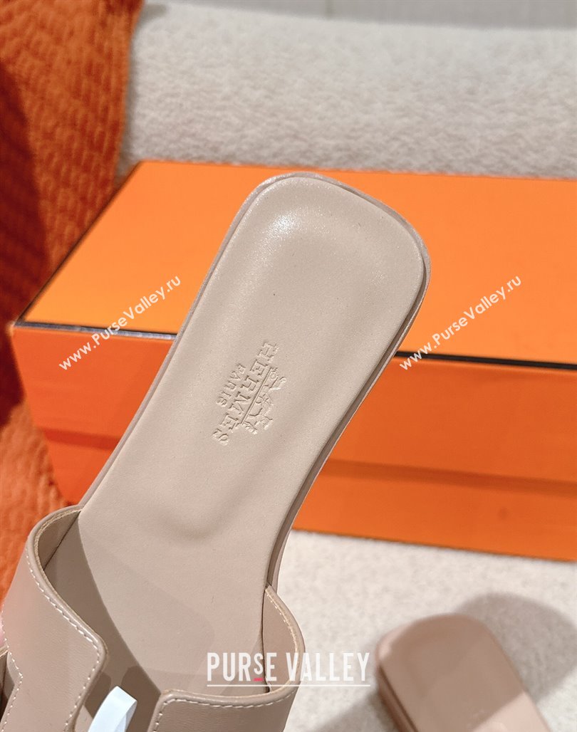 Hermes Oran Classic Flat Slides Sandal in Smooth Calfskin Nude Pink 2025 0421 (MD-250421066)