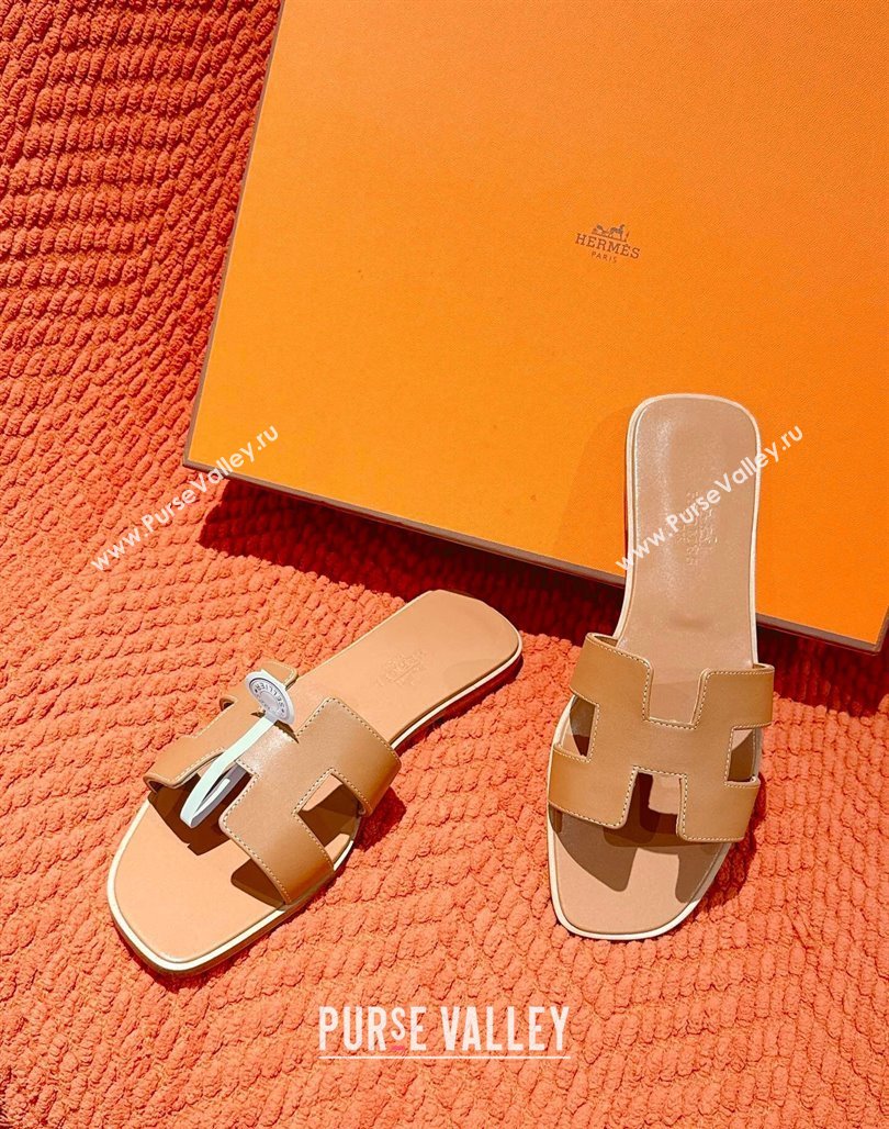 Hermes Oran Classic Flat Slides Sandal in Smooth Calfskin Light Brown 2025 0421 (MD-250421067)