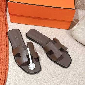 Hermes Oran Classic Flat Slides Sandal in Smooth Calfskin Grey2 2025 0421 (MD-250421070)