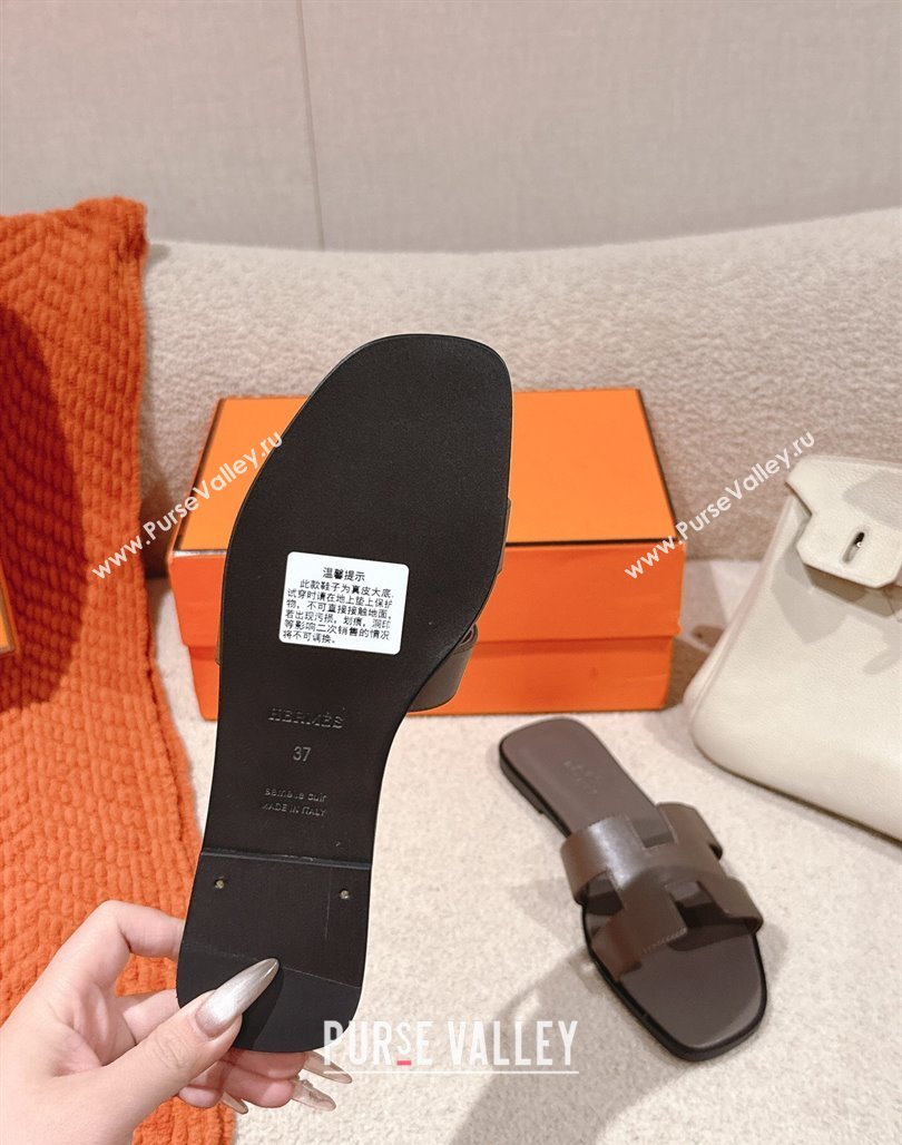 Hermes Oran Classic Flat Slides Sandal in Smooth Calfskin Grey2 2025 0421 (MD-250421070)