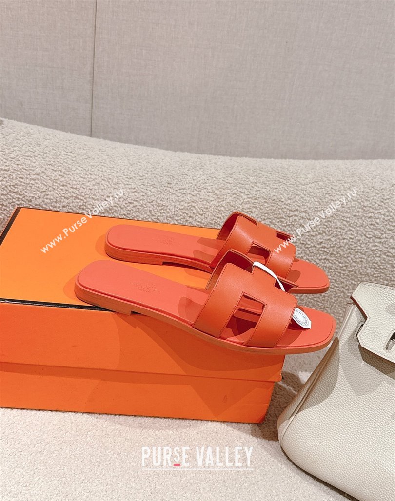 Hermes Oran Classic Flat Slides Sandal in Smooth Calfskin Orange 2025 0421 (MD-250421071)