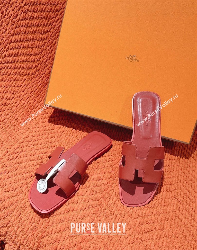 Hermes Oran Classic Flat Slides Sandal in Smooth Calfskin Dark Red 2025 0421 (MD-250421075)