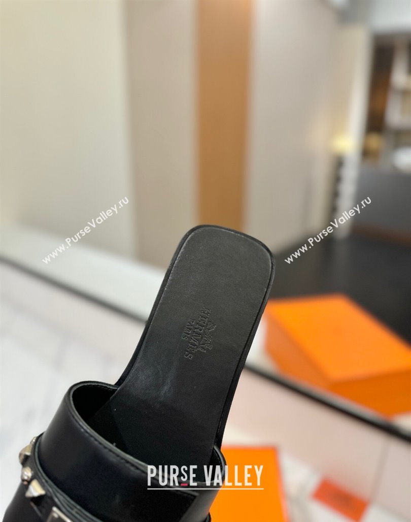 Hermes Giulia Flat Slides Sandal in Calfskin Leather with Kelly Buckle and Studs Black 2025 0421 (MD-250421021)