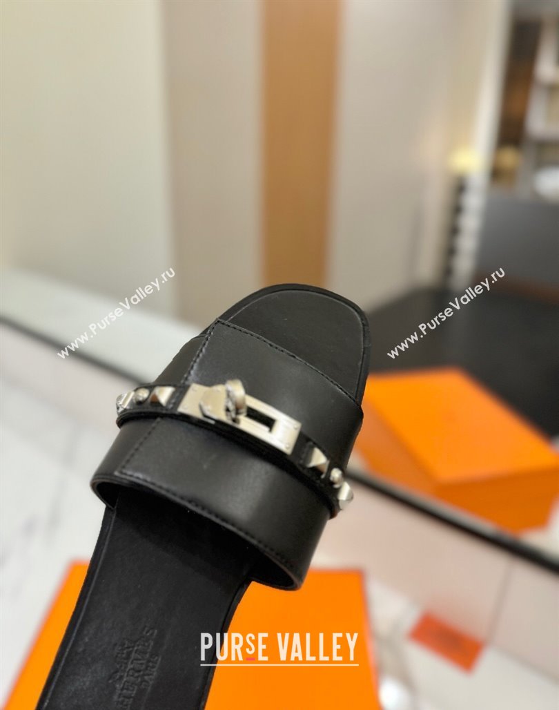 Hermes Giulia Flat Slides Sandal in Calfskin Leather with Kelly Buckle and Studs Black 2025 0421 (MD-250421021)