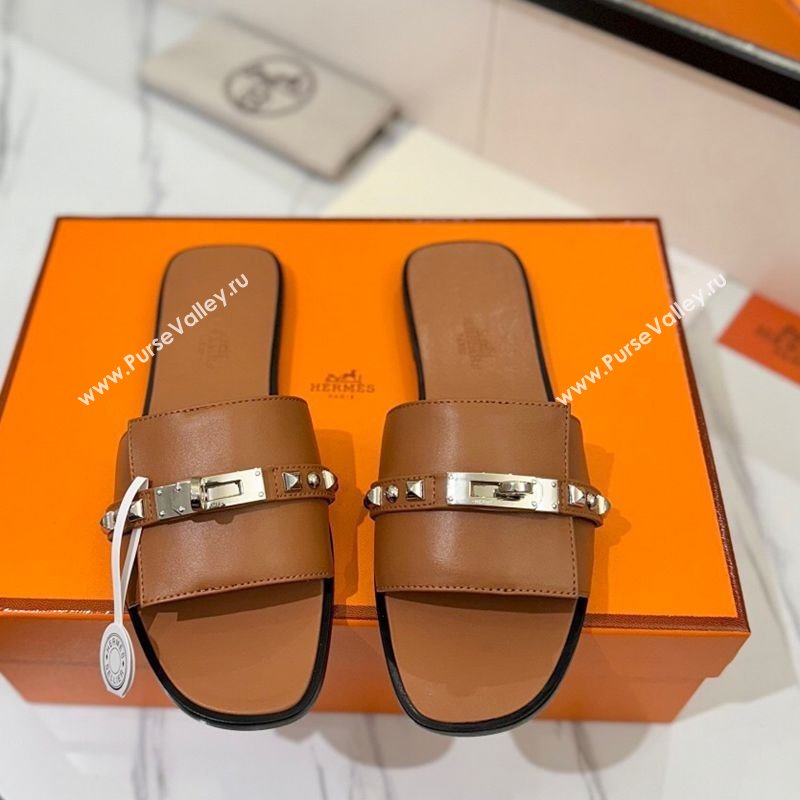 Hermes Giulia Flat Slides Sandal in Calfskin Leather with Kelly Buckle and Studs Brown 2025 0421 (MD-250421023)