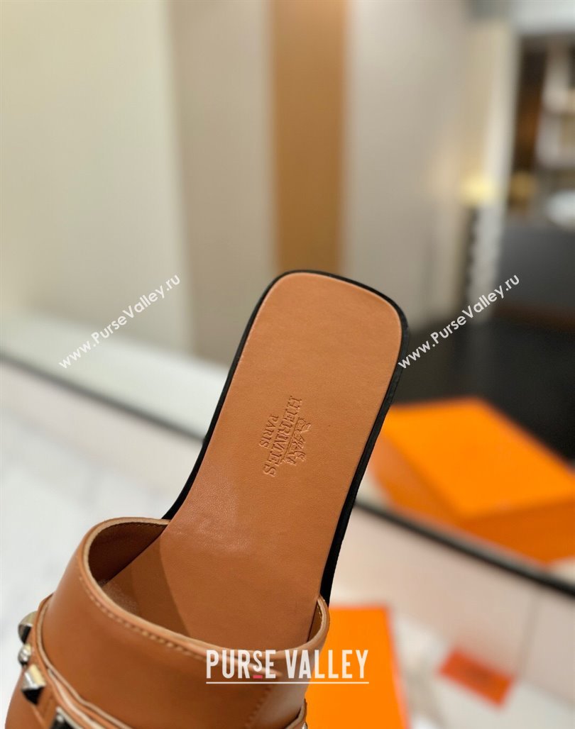 Hermes Giulia Flat Slides Sandal in Calfskin Leather with Kelly Buckle and Studs Brown 2025 0421 (MD-250421023)