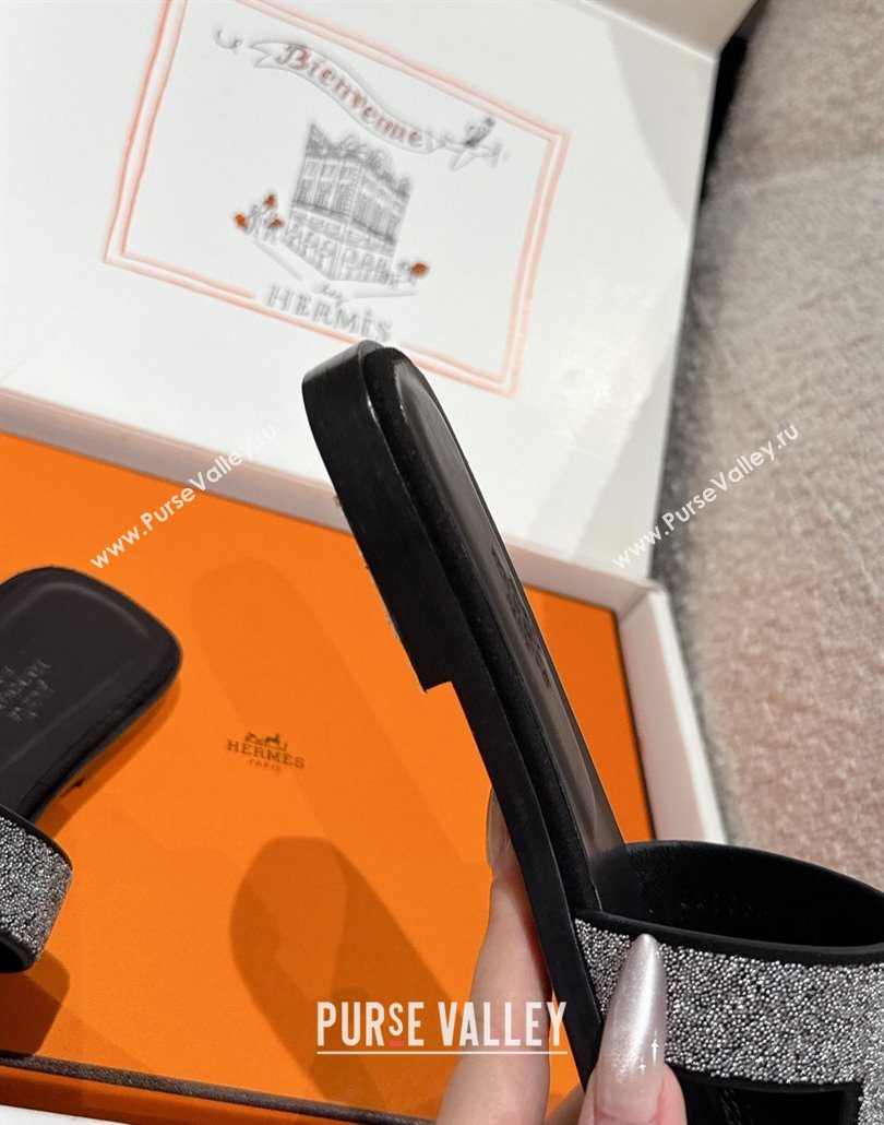 Hermes Classic Oran Flat Slides Sandal in Suede and Strass Black 2 2025 0606 (MD-250606177)