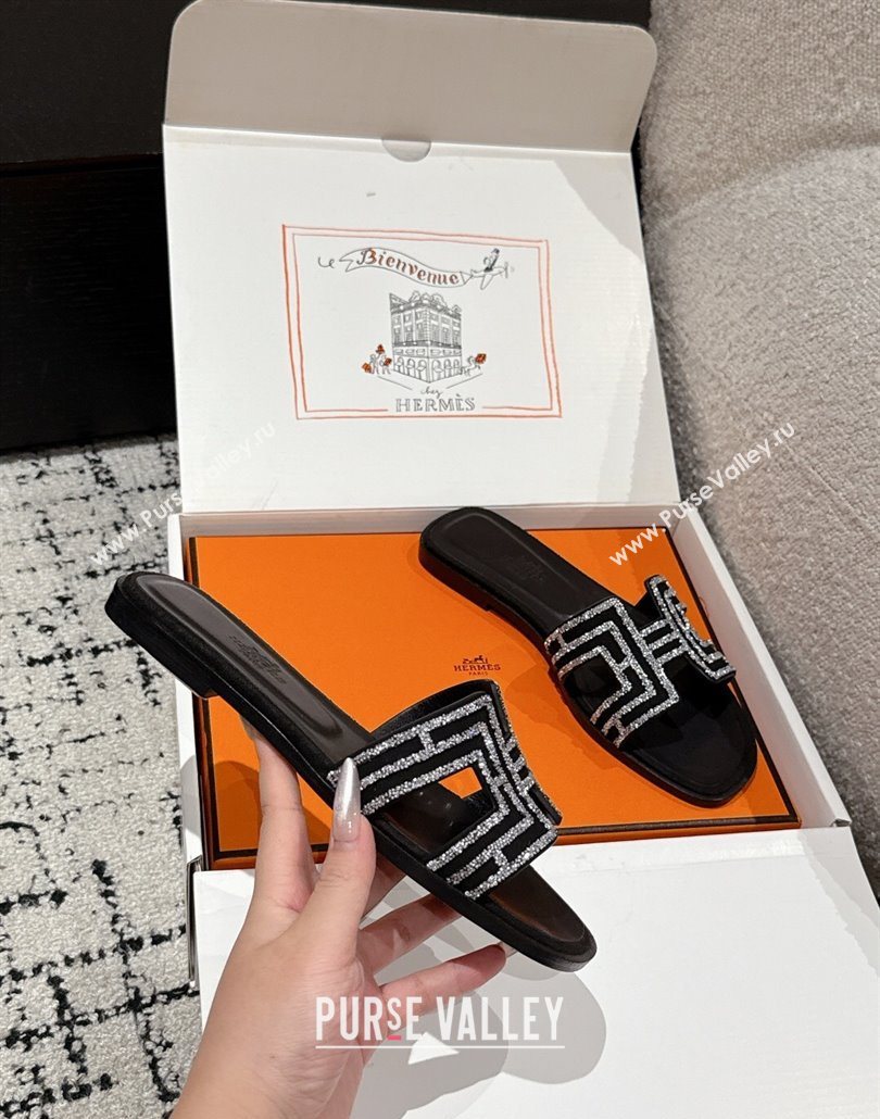 Hermes Classic Oran Flat Slides Sandal in Suede and Strass Black 3 2025 0606 (MD-250606178)