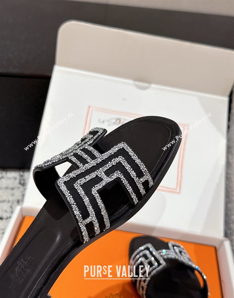 Hermes Classic Oran Flat Slides Sandal in Suede and Strass Black 3 2025 0606 (MD-250606178)