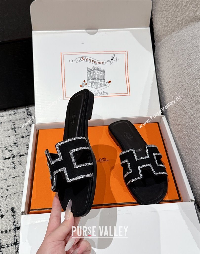 Hermes Classic Oran Flat Slides Sandal in Suede and Strass Black 6 2025 0606 (MD-250606181)