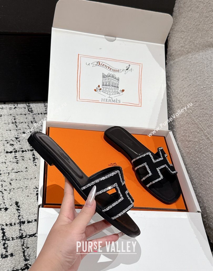 Hermes Classic Oran Flat Slides Sandal in Suede and Strass Black 6 2025 0606 (MD-250606181)
