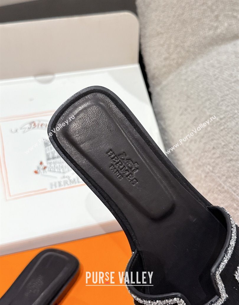 Hermes Classic Oran Flat Slides Sandal in Suede and Strass Black 6 2025 0606 (MD-250606181)