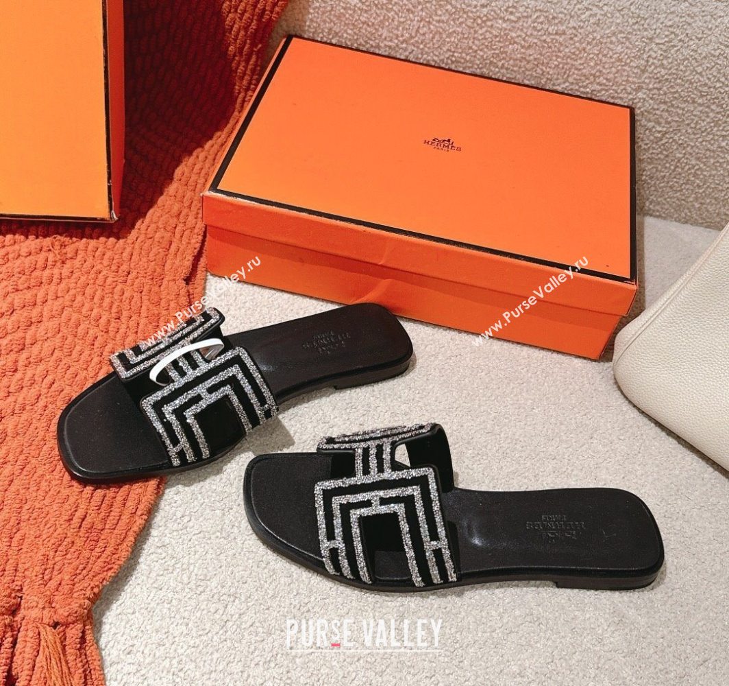 Hermes Classic Oran Flat Slides Sandal in Suede and Strass Black/Silver 2025 0606 (MD-250606187)