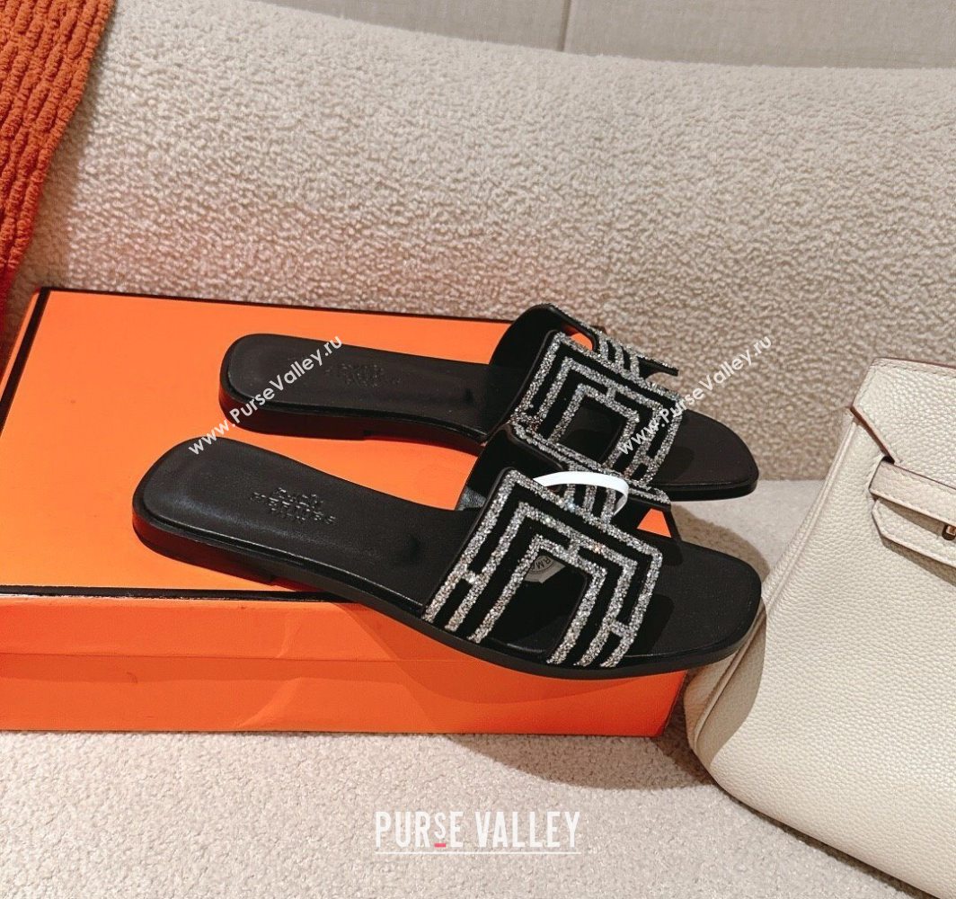 Hermes Classic Oran Flat Slides Sandal in Suede and Strass Black/Silver 2025 0606 (MD-250606187)