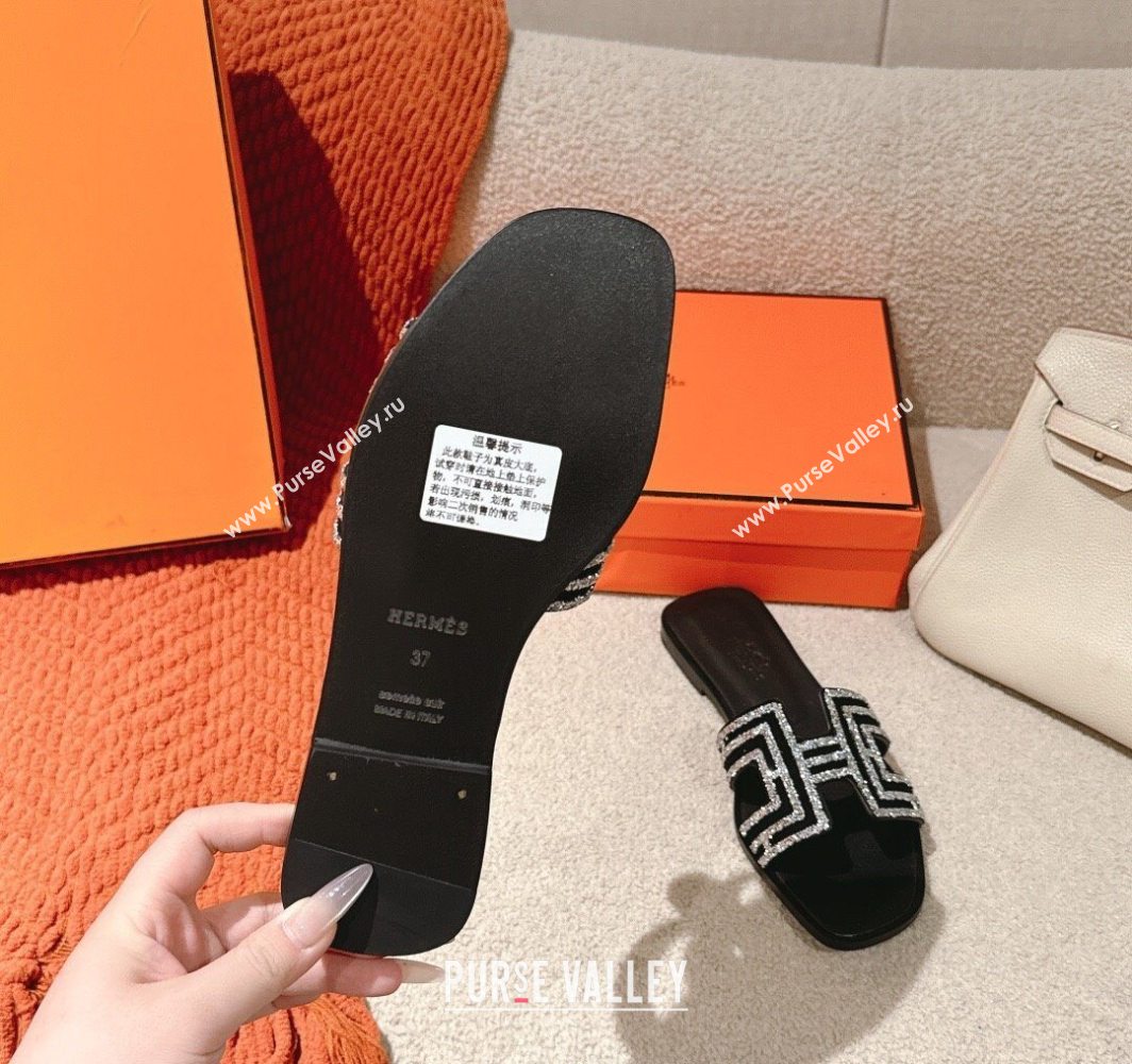 Hermes Classic Oran Flat Slides Sandal in Suede and Strass Black/Silver 2025 0606 (MD-250606187)