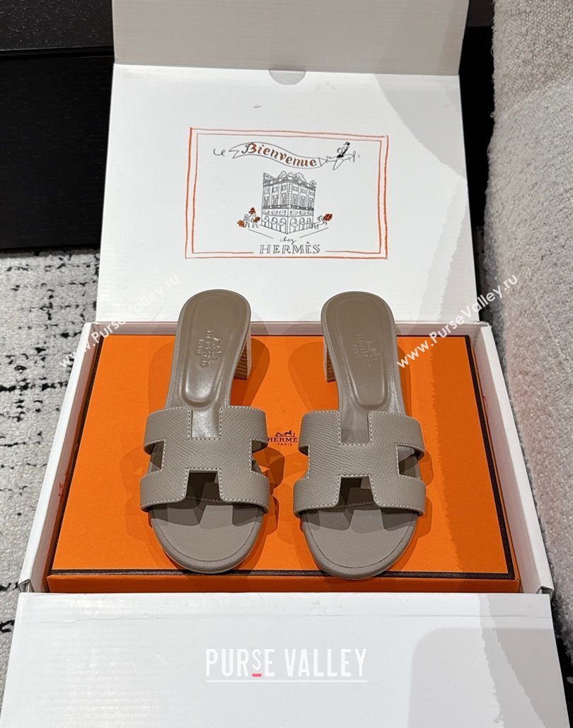 Hermes Classic Oasis Heel Slides Sandal 4.5cm in Palm Grained Leather Grey 01 2025 0606 (MD-250606074)