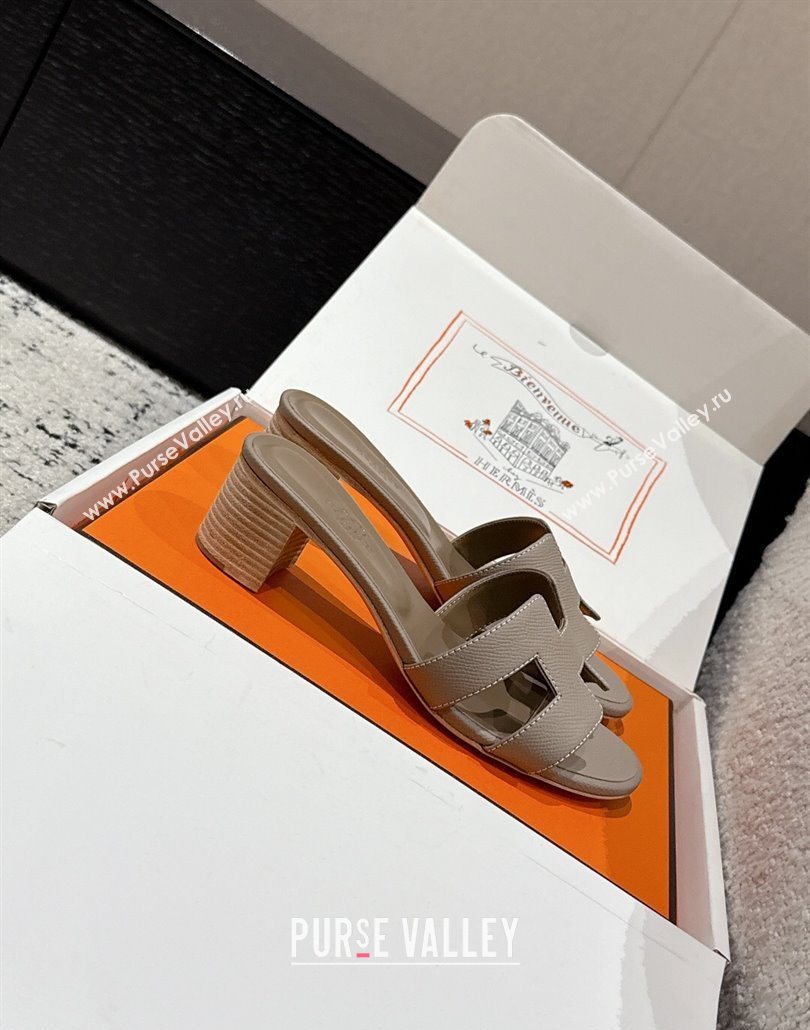 Hermes Classic Oasis Heel Slides Sandal 4.5cm in Palm Grained Leather Grey 01 2025 0606 (MD-250606074)