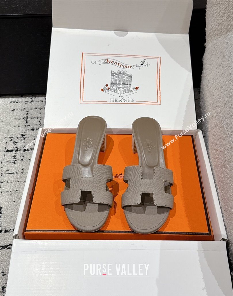 Hermes Classic Oasis Heel Slides Sandal 4.5cm in Palm Grained Leather Grey 03 2025 0606 (MD-250606076)