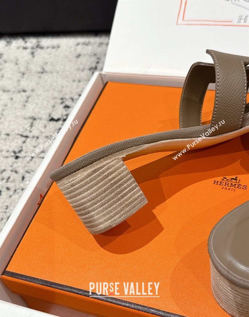 Hermes Classic Oasis Heel Slides Sandal 4.5cm in Palm Grained Leather Grey 04 2025 0606 (MD-250606077)