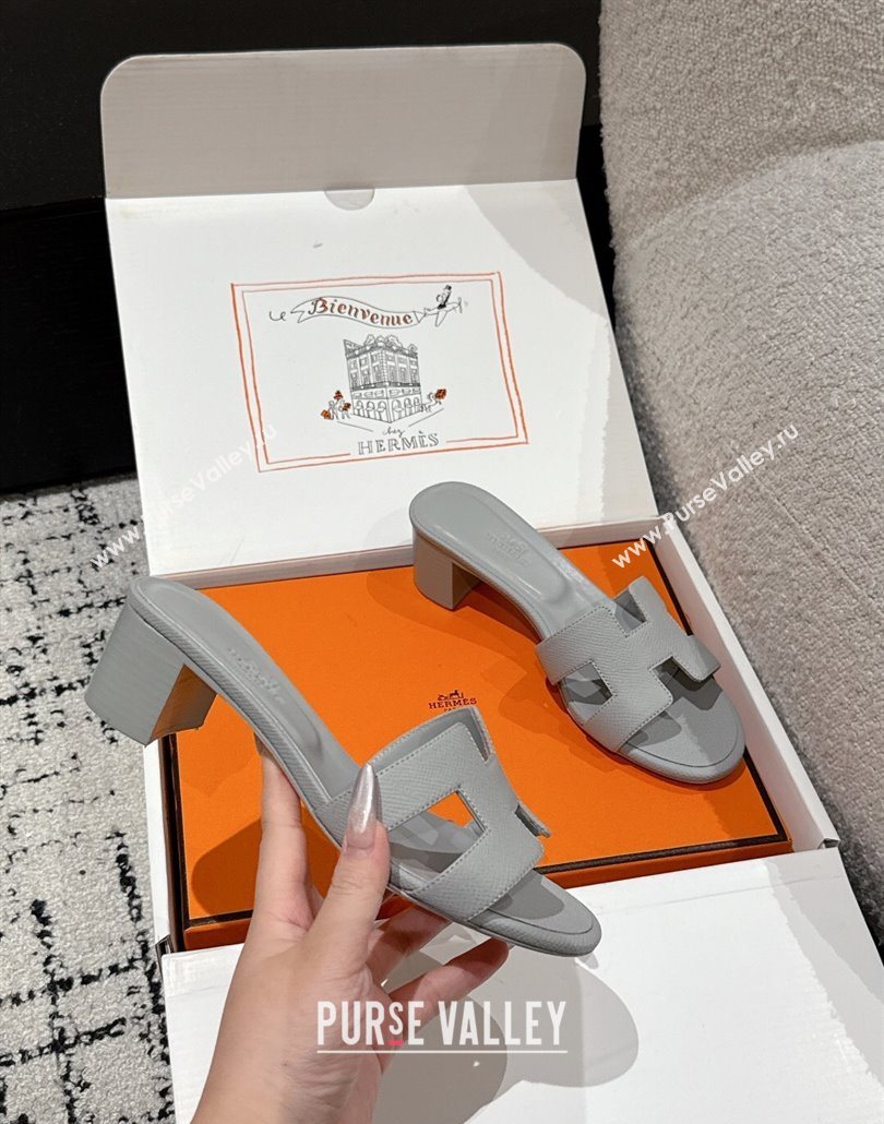 Hermes Classic Oasis Heel Slides Sandal 4.5cm in Palm Grained Leather Grey 05 2025 0606 (MD-250606078)