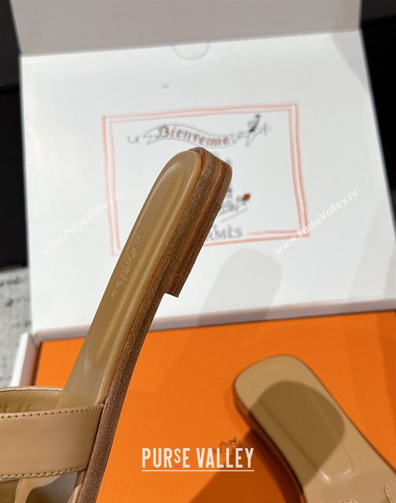 Hermes Classic Oran Flat Slides Sandal in Shiny Calfskin Light Brown 2025 0606 (MD-250606116)