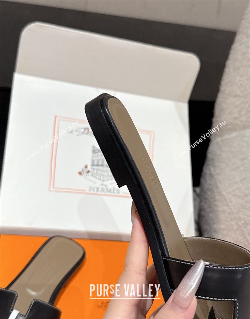 Hermes Classic Oran Flat Slides Sandal in Shiny Calfskin Black 10 2025 0606 (MD-250606120)