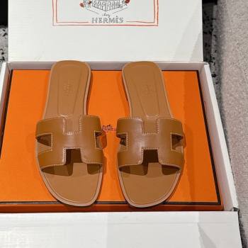 Hermes Classic Oran Flat Slides Sandal in Shiny Calfskin Brown 05 2025 0606 (MD-250606123)