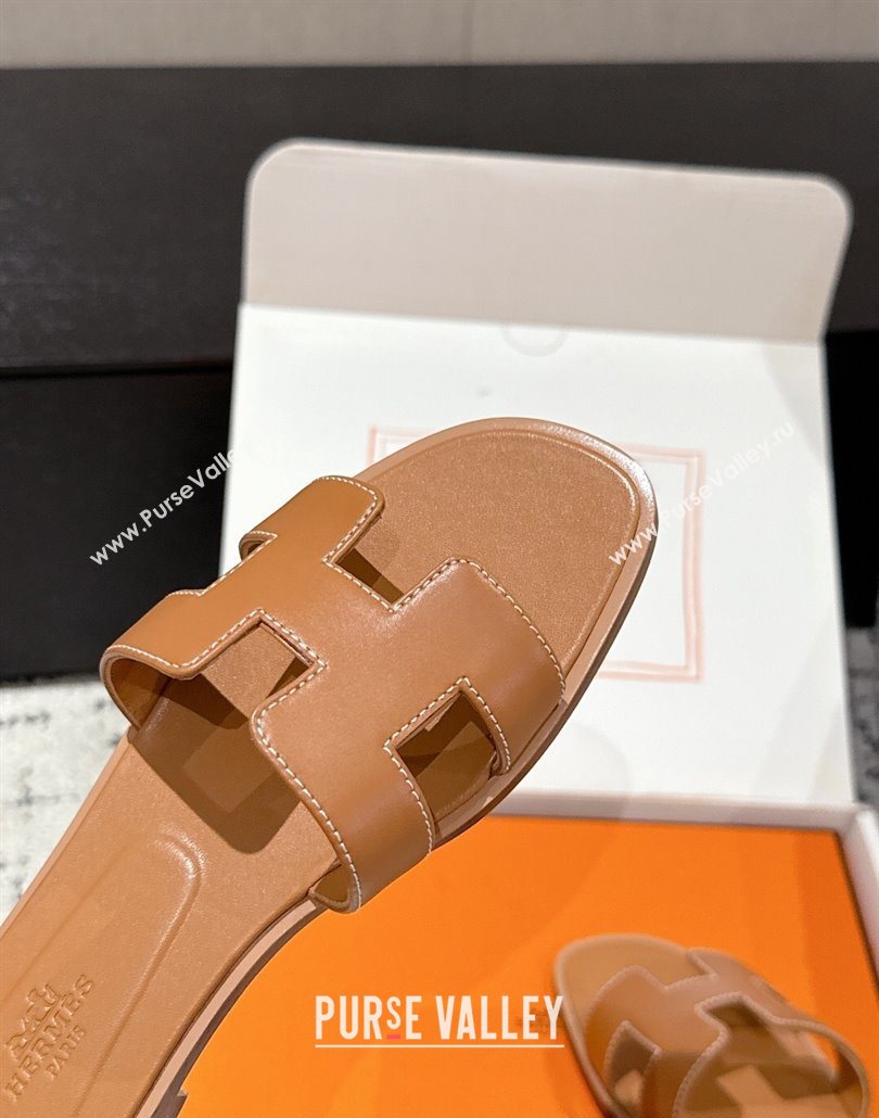 Hermes Classic Oran Flat Slides Sandal in Shiny Calfskin Brown 05 2025 0606 (MD-250606123)