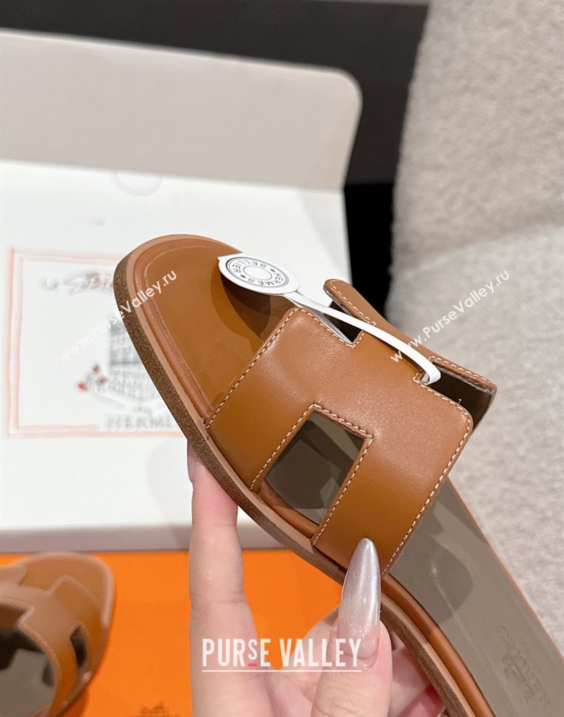 Hermes Classic Oran Flat Slides Sandal in Shiny Calfskin Brown 07 2025 0606 (MD-250606126)