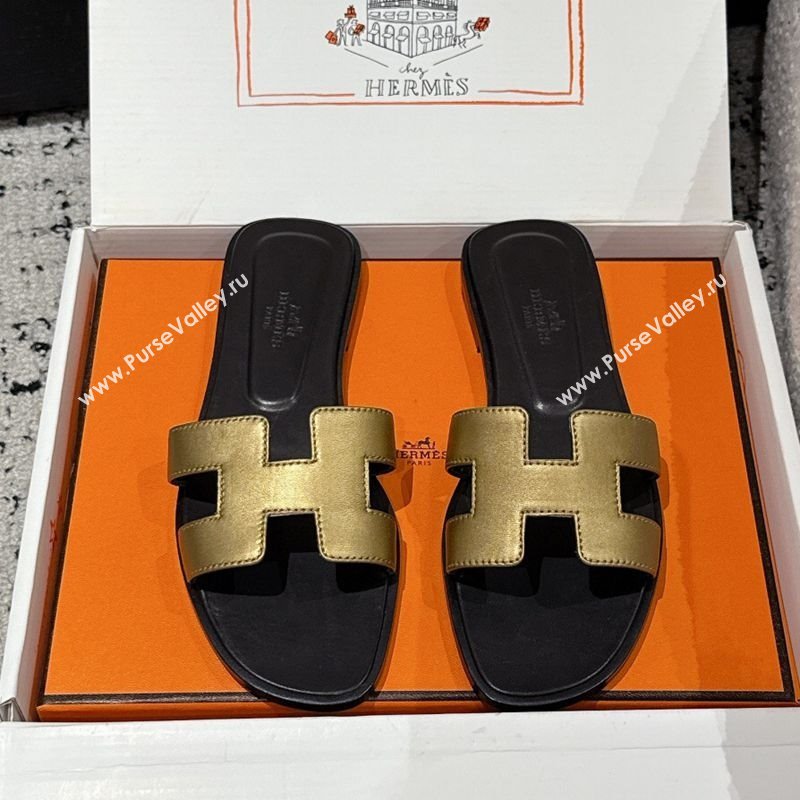 Hermes Classic Oran Flat Slides Sandal in Shiny Calfskin Gold 2025 0606 (MD-250606127)