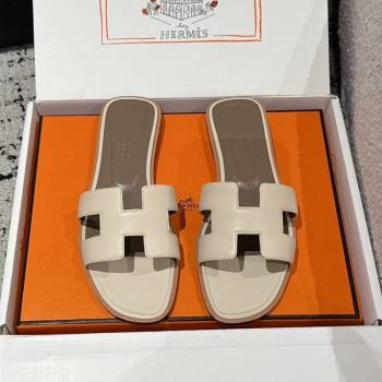 Hermes Classic Oran Flat Slides Sandal in Shiny Calfskin Beige 08 2025 0606 (MD-250606129)