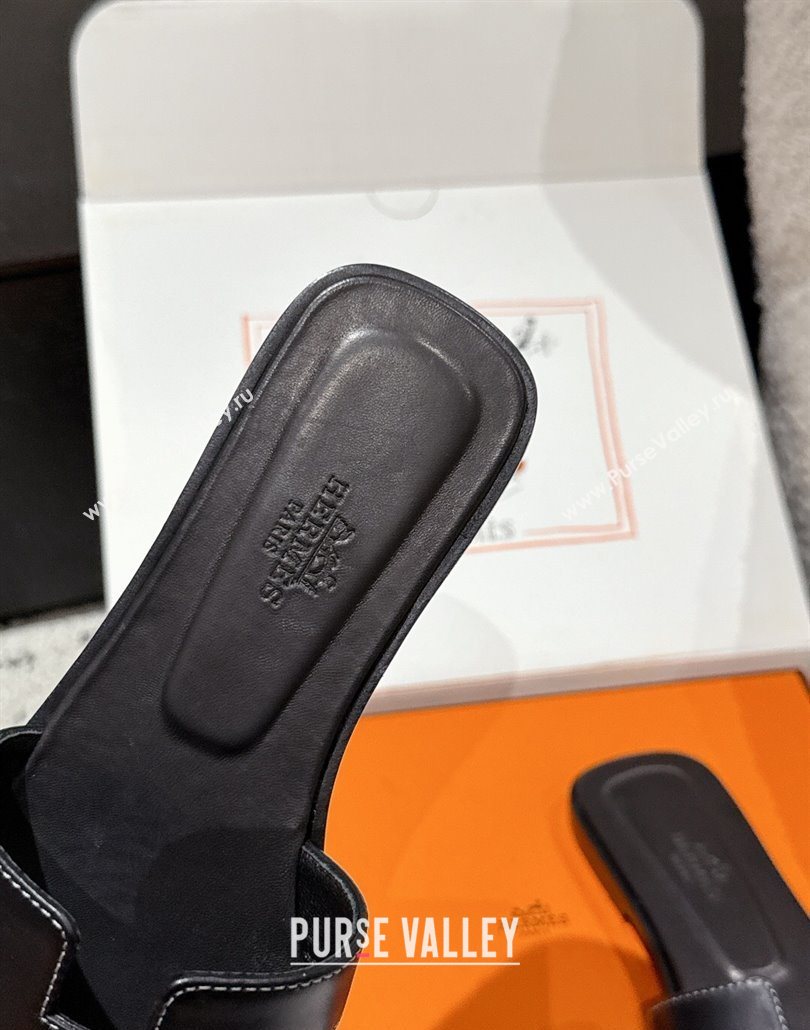 Hermes Classic Oran Flat Slides Sandal in Shiny Calfskin Black 09 2025 0606 (MD-250606131)