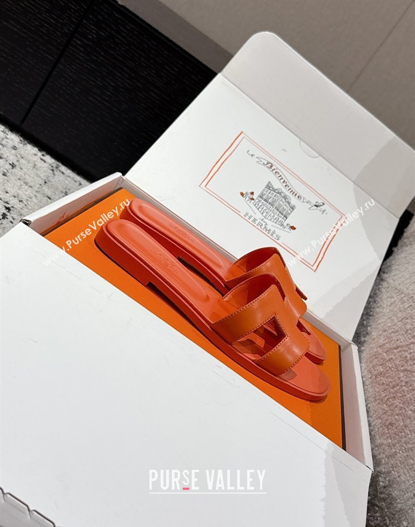 Hermes Classic Oran Flat Slides Sandal in Shiny Calfskin Orange 11 2025 0606 (MD-250606133)