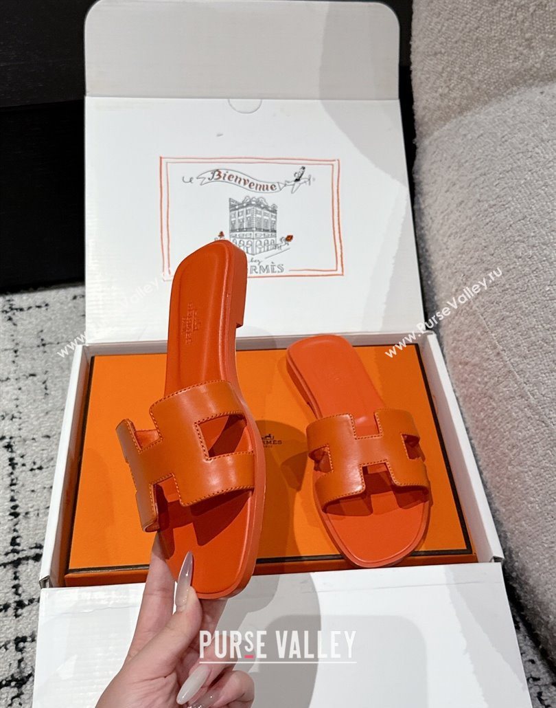 Hermes Classic Oran Flat Slides Sandal in Shiny Calfskin Orange 11 2025 0606 (MD-250606133)