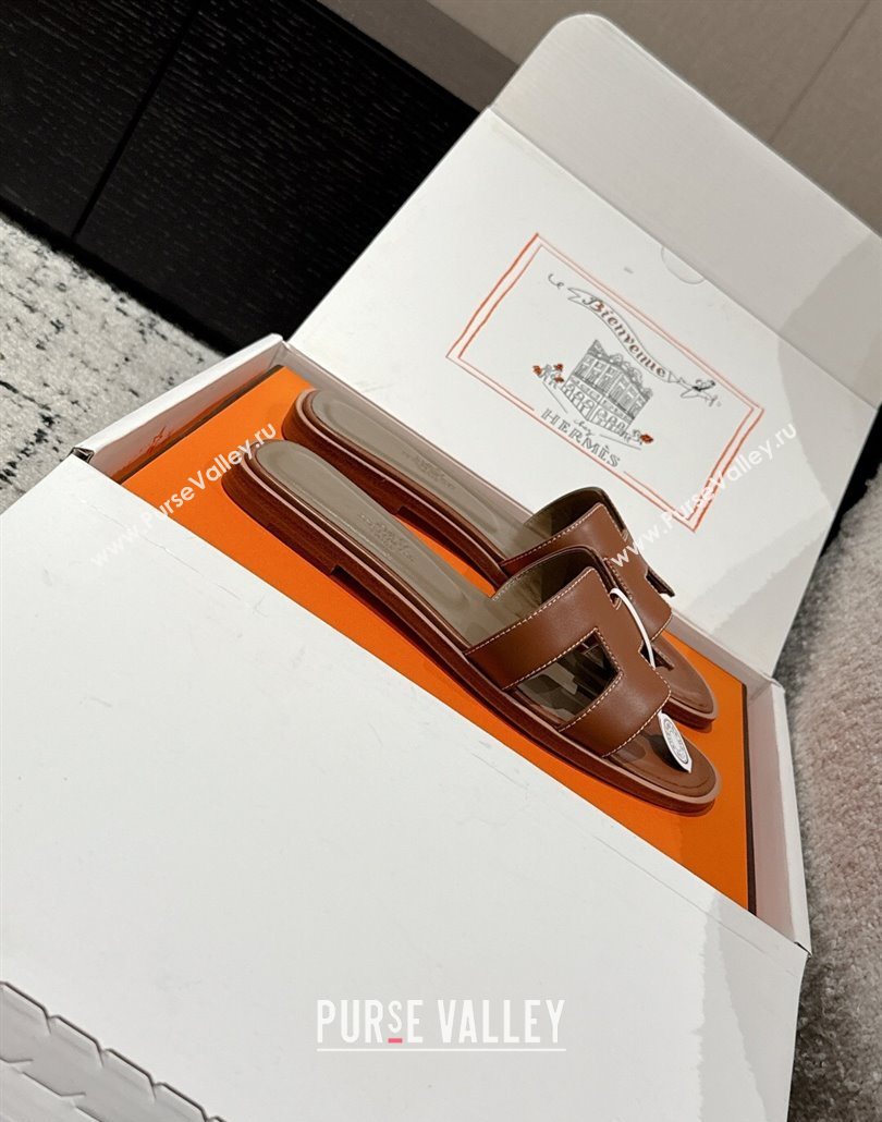 Hermes Classic Oran Flat Slides Sandal in Shiny Calfskin Brown 12 2025 0606 (MD-250606134)